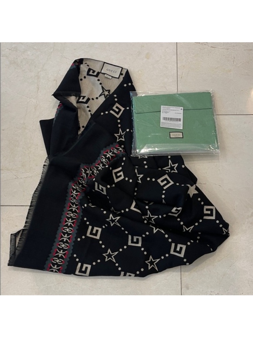 Gucci Black and Cream Logo Receipt-Detail Scarf